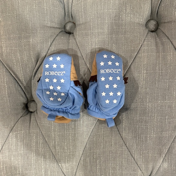 Robeez Blue and Tan Kids Slippers - Picture 5 of 6